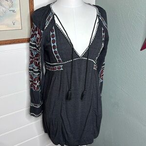 Free People black with embroidery tunic/dress small, BOHO, has pockets
